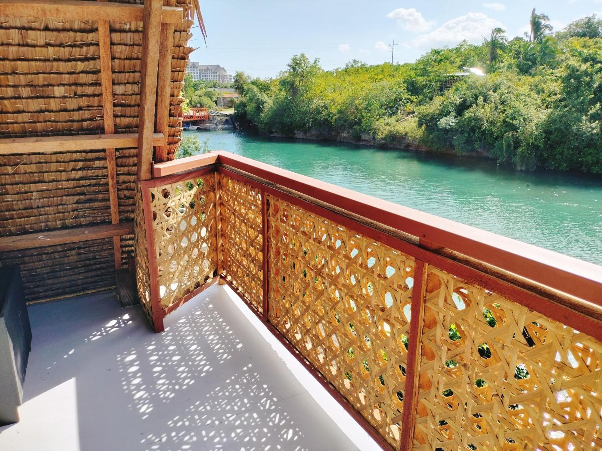 Riu Del Mar Hostel Dauis Kültér fotó